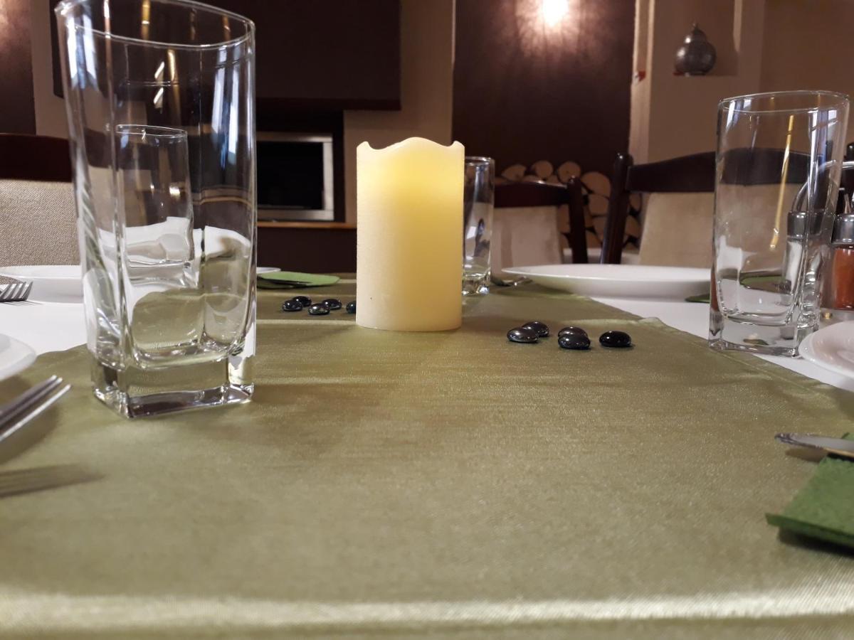 Szilvia Panzió Gyomaendrőd Exterior foto